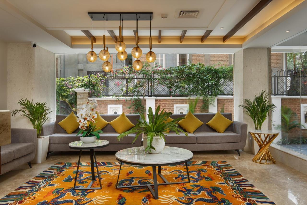 Hotel Thrive, A Tropical Courtyard Катманду Екстер'єр фото